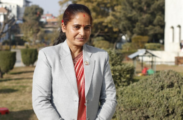 रास्वपाकी रानामगरपछि कांग्रेसबाट यादवले गरिन् उपसभामुखमा उम्मेदवारी दर्ता